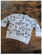 Grijze trui Met letters Maat 68 h4, Kinderen en Baby's, Babykleding | Maat 68, Zeeman, Onbekend, Ophalen of Verzenden, Zo goed als nieuw
