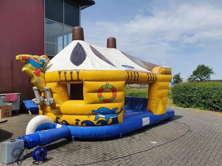 Piraten springkussen te huur, Hobby en Vrije tijd, Feestartikelen | Verhuur, Zo goed als nieuw, Overige, Ophalen