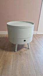 Klein tafeltje, Huis en Inrichting, Slaapkamer | Nachtkastjes, Ophalen, Gebruikt, Minder dan 45 cm, Minder dan 55 cm