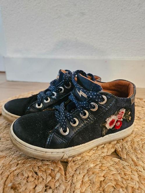 Develab schoenen maat 26 meisjesschoenen sneakers donkerblau, Kinderen en Baby's, Kinderkleding | Schoenen en Sokken, Zo goed als nieuw