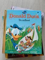 Gouden boekje - Donald Duck en de zeilboot, Ophalen of Verzenden, Zo goed als nieuw, Gouden boekje