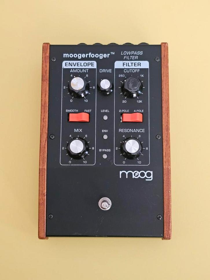Moog Moogerfooger Lowpass Filter MF-101, Muziek en Instrumenten, Effecten, Gebruikt, Ophalen of Verzenden