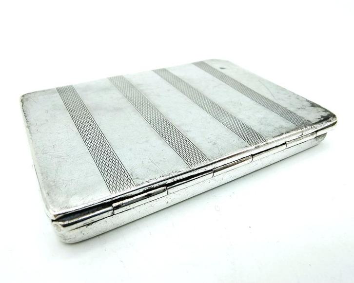 Zilveren sigarettendoos, incl. 2 Broches sigaretten, 1939, Antiek en Kunst, Antiek | Goud en Zilver, Zilver, Verzenden