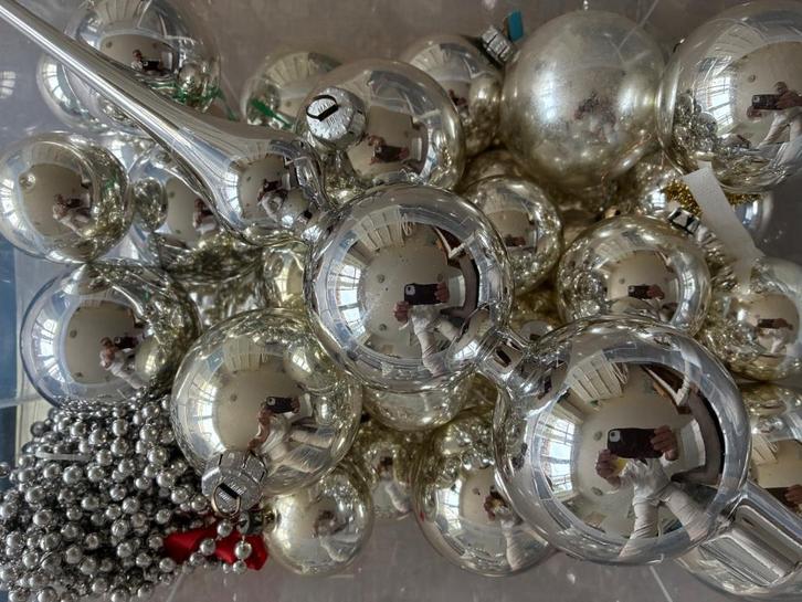 ZOLDEROPRUIMING kerstballen zilver glas incl piek 70 st, Diversen, Kerst, Gebruikt, Ophalen