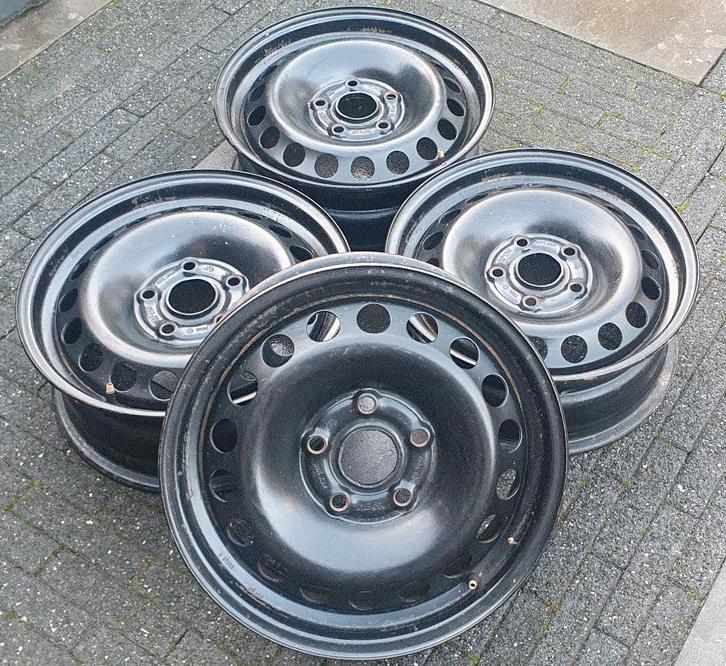 15 inch 4 stalen velgen 5x112 vw seat skoda, Auto-onderdelen, Banden en Velgen, Banden en Velgen, Winterbanden, 15 inch, 195 mm