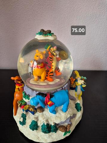 Prachtige kerst snowglobe
Met winnie en vrienden  beschikbaar voor biedingen