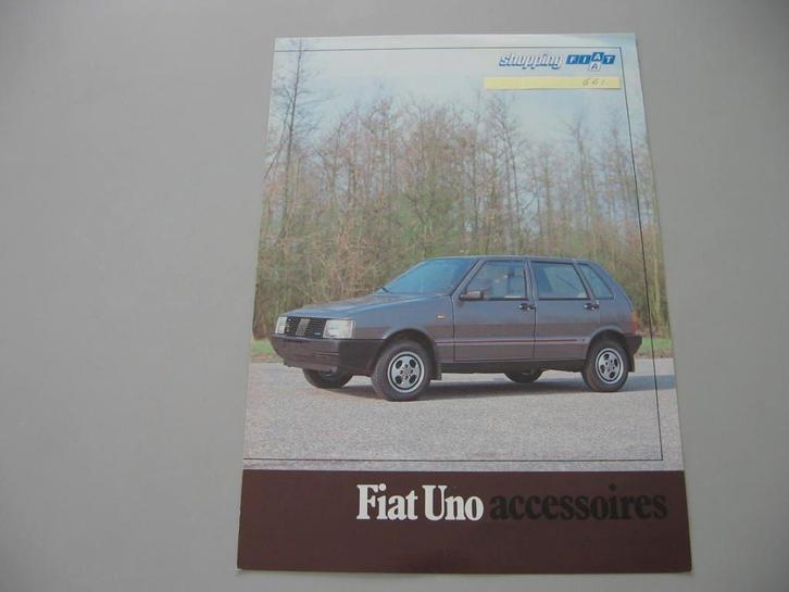 FT 661 FIAT UNO accessoires. uitvouwfolder, Boeken, Auto's | Folders en Tijdschriften, Zo goed als nieuw, Overige merken, Ophalen of Verzenden