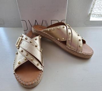 DWRS nieuwe gouden touwzool slippers 42 (vallen als 41/40.5) beschikbaar voor biedingen