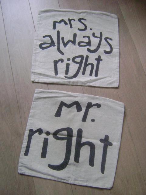 2 kussenhoesjes mr right- mrs always right, Huis en Inrichting, Ophalen of Verzenden, Zo goed als nieuw, Vierkant