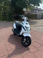 Piaggio zip 125 LC brom, Fietsen en Brommers, Scooters | Piaggio, Tweetakt, Gebruikt, Maximaal 45 km/u, Zip