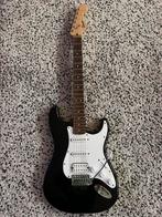 Squier Bullet Stratocaster HSS pickups with tremolo bar, Muziek en Instrumenten, Ophalen of Verzenden, Zo goed als nieuw