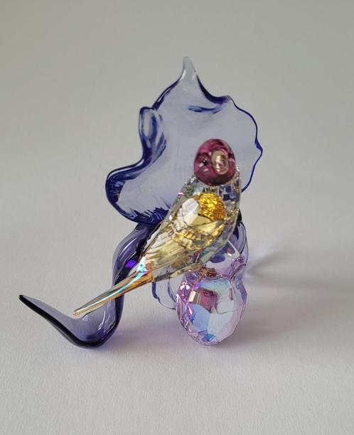 Swarovski 2024 Idyllia Gouldamadine en Orchidee., Verzamelen, Swarovski, Nieuw, Figuurtje, Ophalen of Verzenden