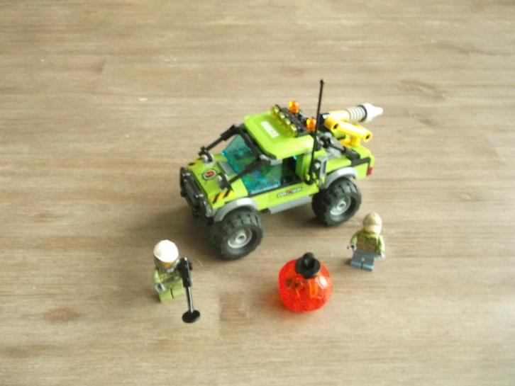 lego volcano explorers 60121 volcano exploration truck (2016, Kinderen en Baby's, Speelgoed | Duplo en Lego, Gebruikt, Lego, Complete set