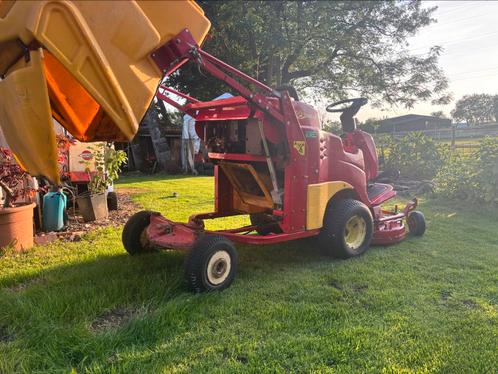Gianni Ferrari frontmaaier met opvang/hooglos, Tuin en Terras, Zitmaaiers, Gebruikt, 90 tot 120 cm, Ophalen