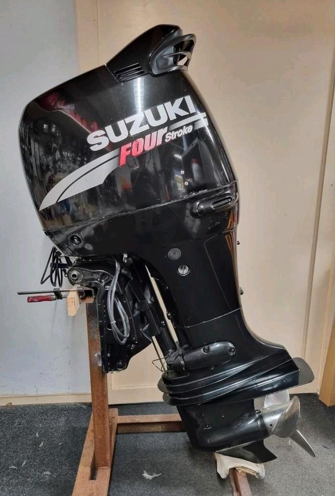 Suzuki 140 pk 4 takt EFI buitenboordmotor, Watersport en Boten, Buiten- en Binnenboordmotoren, Gebruikt, Benzine, Binnenboordmotor