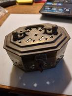 Mooi antiek koperen kistje, Antiek en Kunst, Ophalen of Verzenden