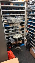 Mannequin staal vrouw, Ophalen