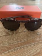 Meller zonnebril met doosje, Ophalen of Verzenden, Zo goed als nieuw, Groen, Zonnebril