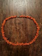 Staafjes-collier van bloedkoraal met draaislotje, Sieraden, Tassen en Uiterlijk, Kettingen, Ophalen of Verzenden, Rood