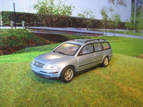 1/40 Volkswagen Passat B5 Variant - Welly, Hobby en Vrije tijd, Modelauto's | 1:43, Gebruikt, Ophalen of Verzenden