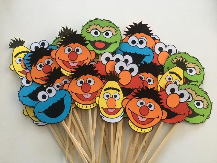 Leuke Sesamstraat traktaties en versieringen, Hobby en Vrije tijd, Feestartikelen, Zo goed als nieuw, Feestartikel, Verjaardag