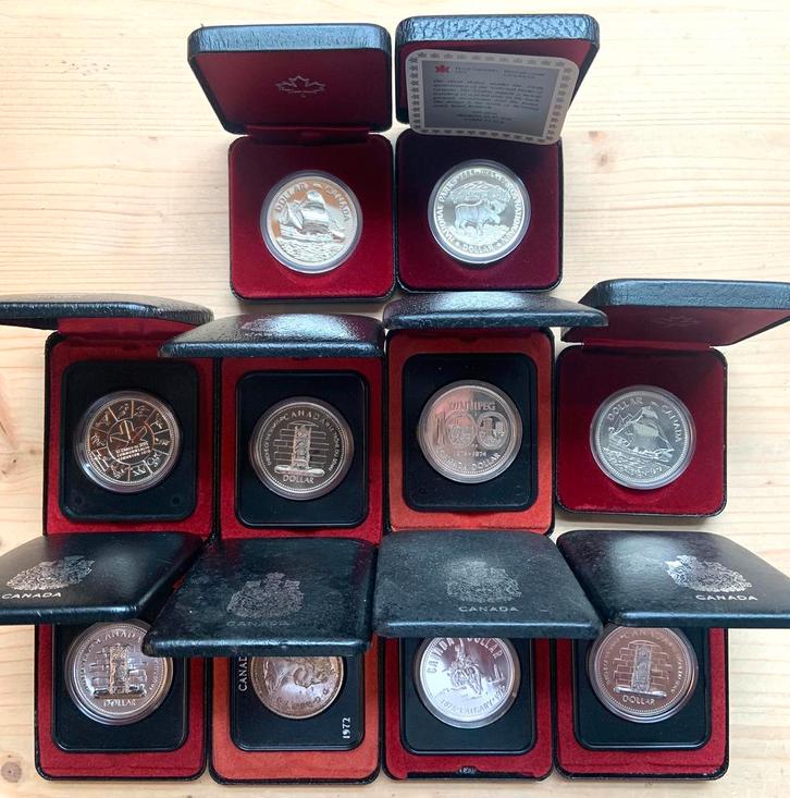 Canada 10x zilveren dollar in cassette, Postzegels en Munten, Munten | Amerika, Noord-Amerika, Ophalen of Verzenden