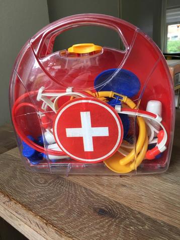 Uitgebreide kinderdokterspeelset, 12 delig NIEUW beschikbaar voor biedingen
