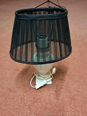 Lamp beschikbaar voor biedingen
