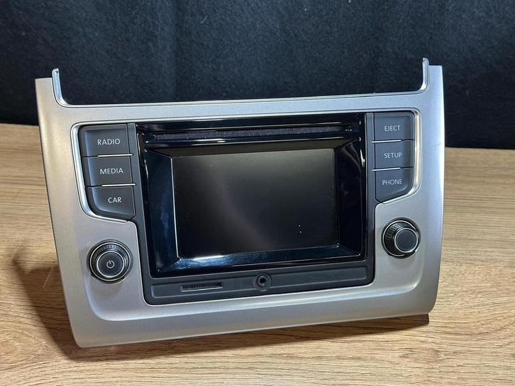 Volkswagen Golf 7 Radio met Front, Auto diversen, Autoradio's, Zo goed als nieuw, Ophalen of Verzenden