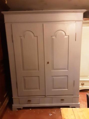 Brocante massief grenen kast kledingkast DEMONTABEL  beschikbaar voor biedingen