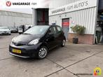 Toyota Aygo 1.0 VVT-i Now, Auto's, Voorwielaandrijving, Euro 5, Stof, Gebruikt