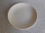 Bord 10,5 cm. Crème Royal Boch, Ophalen of Verzenden, Zo goed als nieuw, Bord(en), Overige stijlen