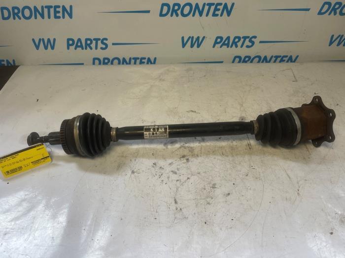 Aandrijfas links-voor van een Audi A4, Auto-onderdelen, Remmen en Aandrijving, Audi, Gebruikt, 3 maanden garantie, Verzenden