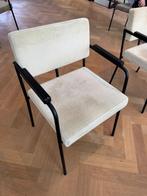 2x FEST ‘Monday’ eetkamerstoelen met armleuning, Ophalen, Gebruikt, Twee, Overige kleuren