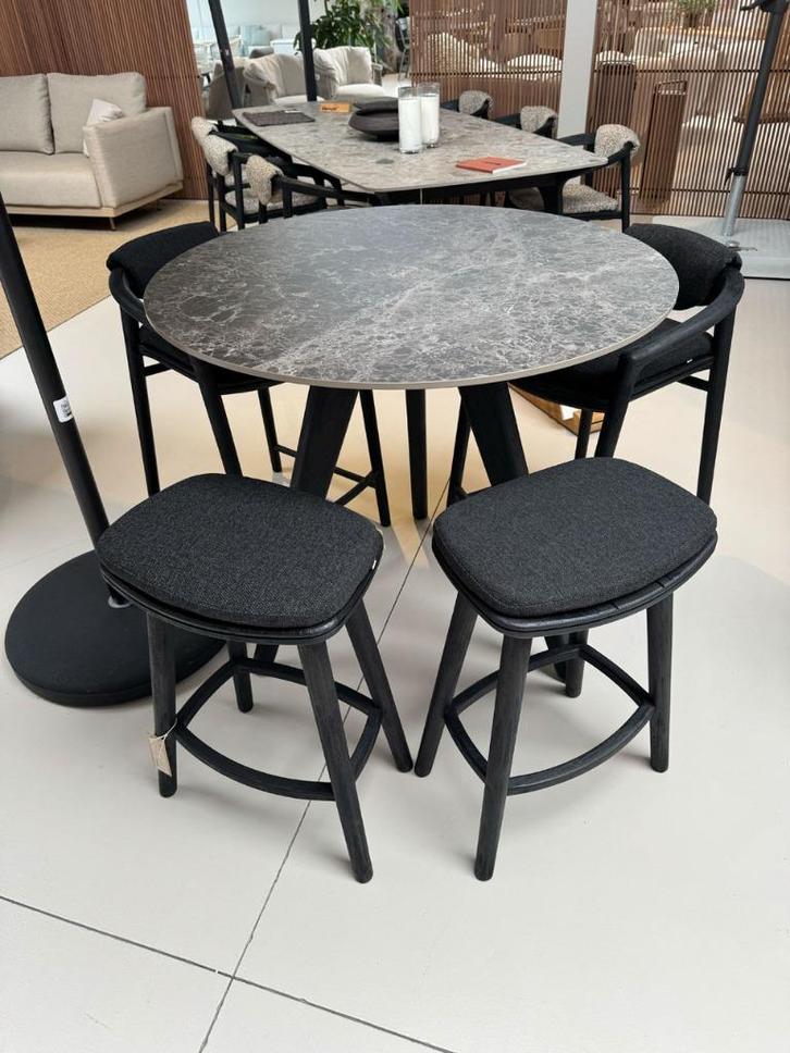 -50% ! Manutti Torsa + Solid Teak barset - SHOWROOMMODEL, Tuin en Terras, Tuintafels, Zo goed als nieuw, Rond, Teakhout, Ophalen of Verzenden