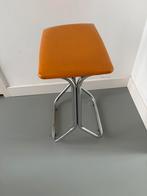 Vintage Tabouret krukje, Huis en Inrichting, Barkrukken, Gebruikt, Ophalen of Verzenden, 1 kruk, Metaal