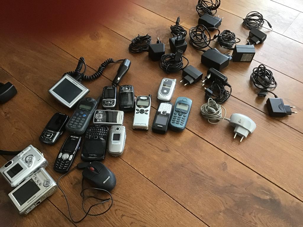 Opruimen, Ophalen, Zo goed als nieuw, Rond, 50 tot 100 cm