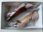 Cristian Daniel pumps slangenprint, maat 38,5, Kleding | Dames, Schoenen, Ophalen of Verzenden, Zo goed als nieuw, Overige kleuren