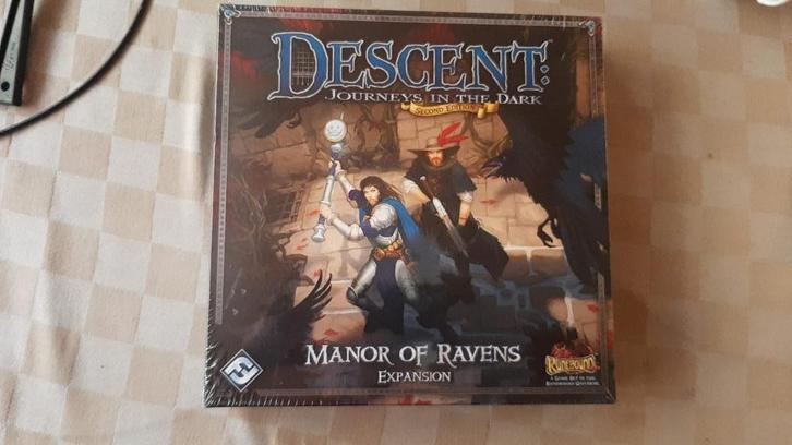 bordspel seal Manor of Ravens Descent Journeys in the Dark, Hobby en Vrije tijd, Gezelschapsspellen | Bordspellen, Nieuw, Een of twee spelers