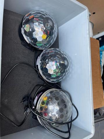 Partij 3 Stuks JELLY DOME LICHTEFFECTEN Zeer gaaf LED + DMX  beschikbaar voor biedingen