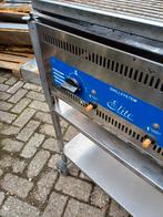 barbecue gas ,gasbarbecue ,slagers barbecue met bakplaat, Ophalen, Zo goed als nieuw