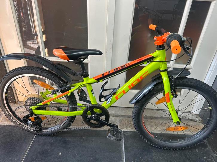 Cube Acid Race 200 kinderfiets 20 inch mountainbike mtb cube, Fietsen en Brommers, Fietsen | Mountainbikes en ATB, Zo goed als nieuw