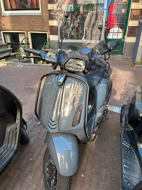 Vespa sprint 2016 WOK, Fietsen en Brommers, Scooters | Vespa, Gebruikt, Ophalen of Verzenden