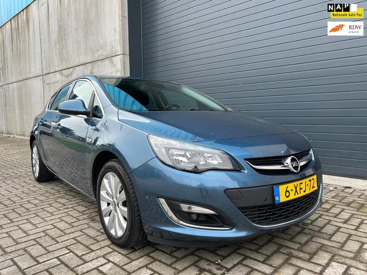 Opel Astra 1.4i Turbo Cosmo LED NAVI PDC NAP, Auto's, Opel, Bedrijf, Te koop, Astra, ABS, Achteruitrijcamera, Airbags, Airconditioning