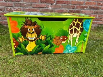 Jungle(dieren) opbergkastje voor speelgoed. beschikbaar voor biedingen
