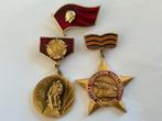 Set van 3 originele Sovjet USSR speldjes herdenkingsinsignes, Verzenden, Landmacht, Overige gebieden, Embleem of Badge