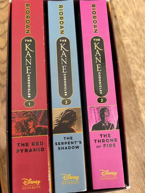 Rick Riordan, The Kane Chronicles, Paperback box set., Boeken, Fantasy, Gelezen, Ophalen of Verzenden