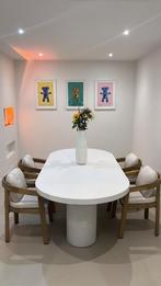 Eettafel! Beton cire zwaar en stabiel, Kras en vlek proof!, Ophalen of Verzenden, Vijf personen of meer, Ovaal, Nieuw