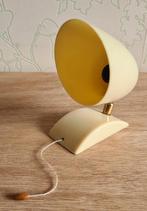 te koop: kleine kunststof wandlamp, retro vintage jaren 60, Huis en Inrichting, Ophalen of Verzenden, Gebruikt, Kunststof, Retro vintage sixties