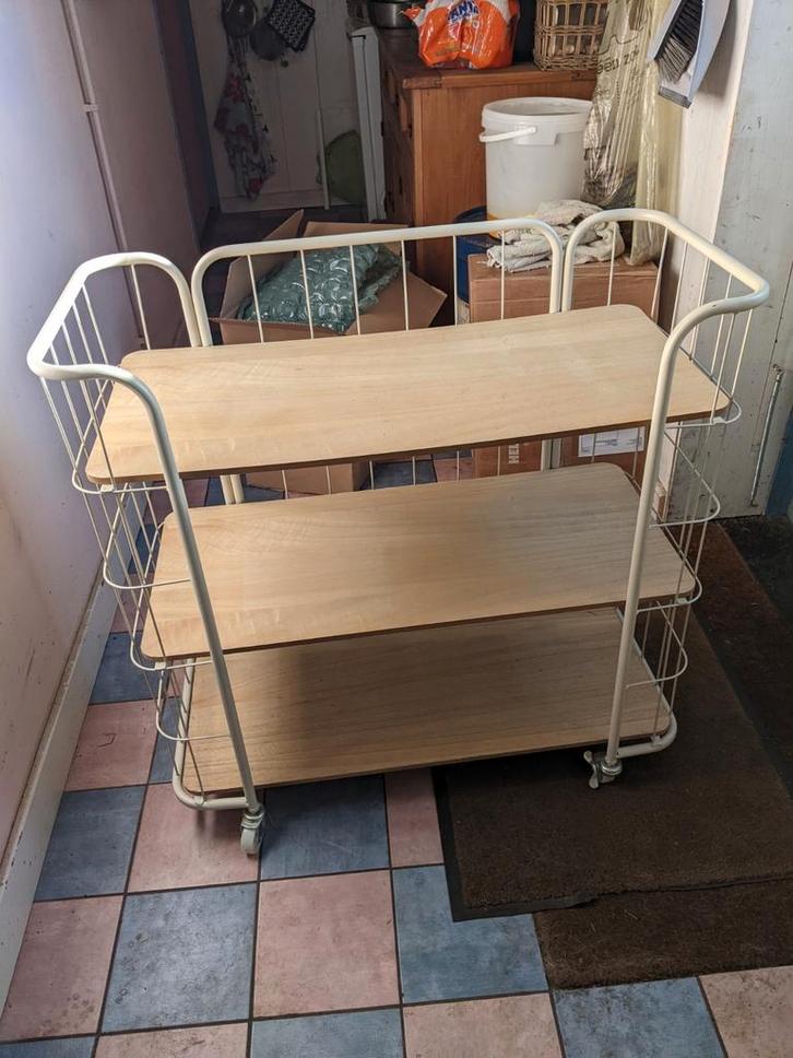 Mooie bakkerskast , trolley, stelling kast, Huis en Inrichting, Kasten | Stellingkasten, Zo goed als nieuw, Ophalen